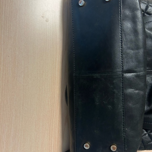 Danier vintage Y2K quilted side leather larger bag with multiple handles EVC - Picture 10 of 16